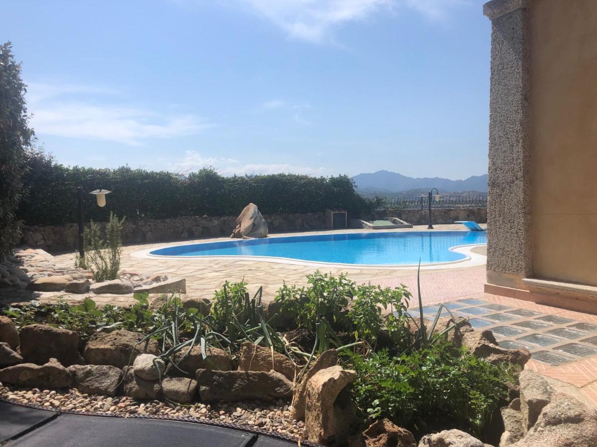 Villa Peonia Budoni Buitenkant foto