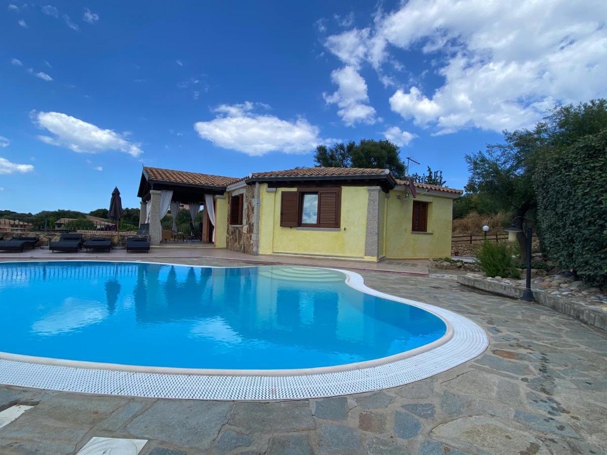 Villa Peonia Budoni Buitenkant foto