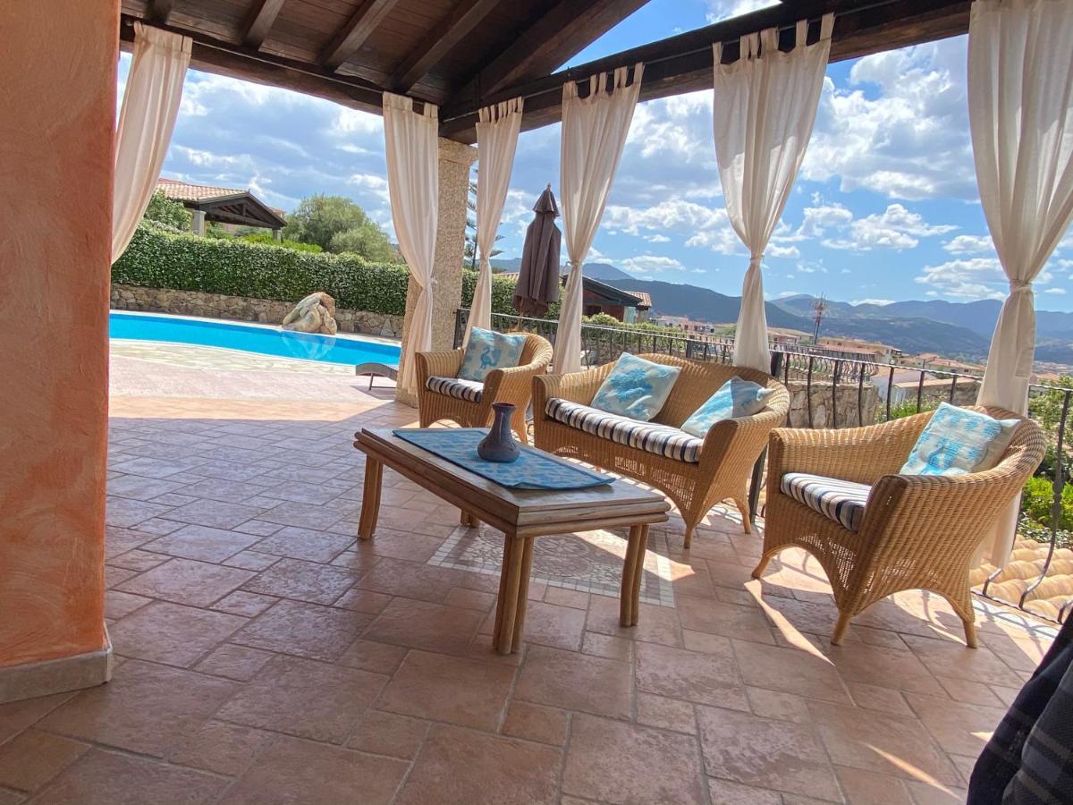 Villa Peonia Budoni Buitenkant foto