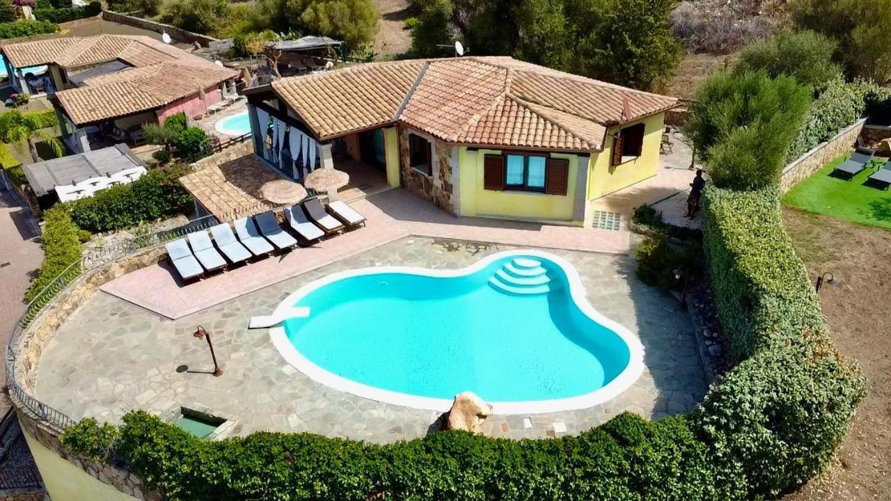 Villa Peonia Budoni Buitenkant foto