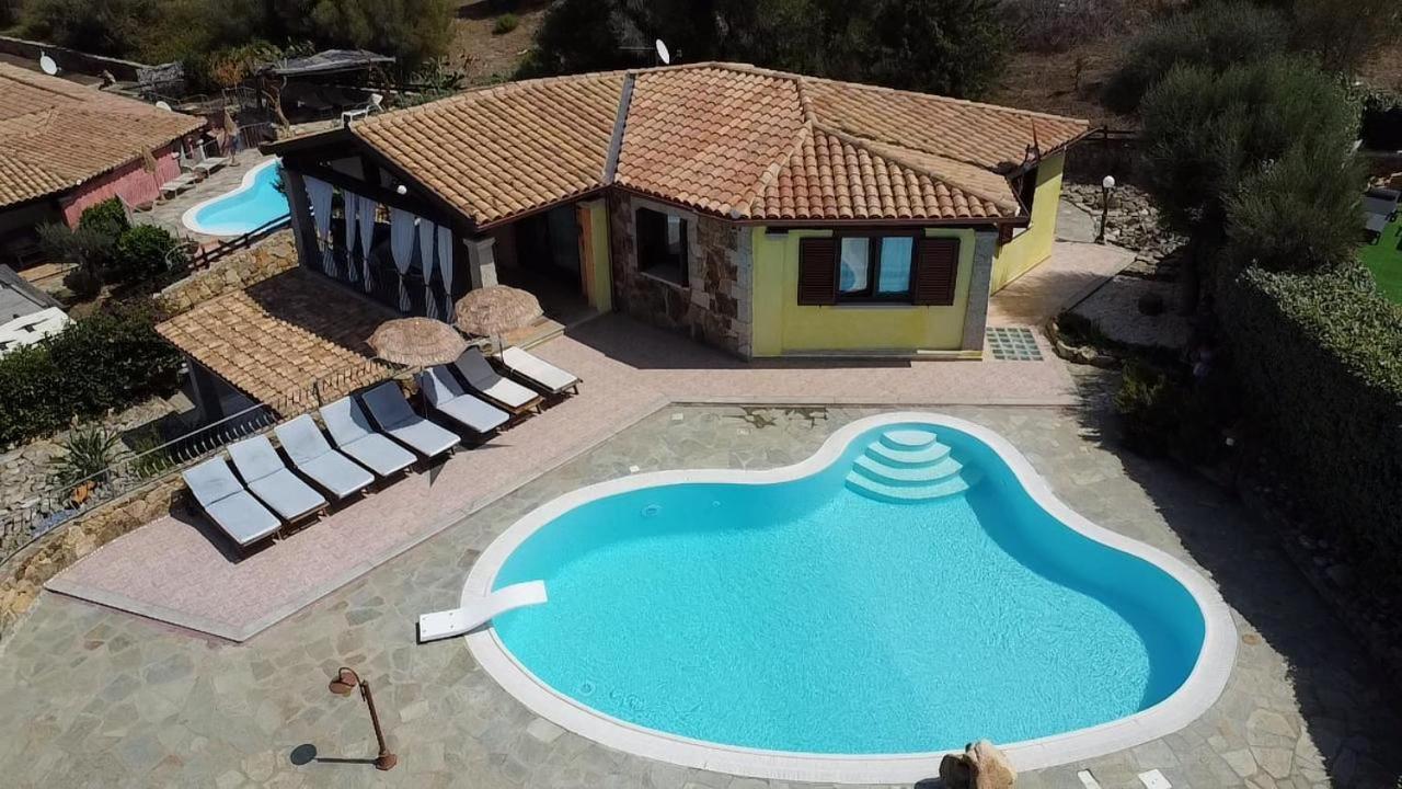 Villa Peonia Budoni Buitenkant foto